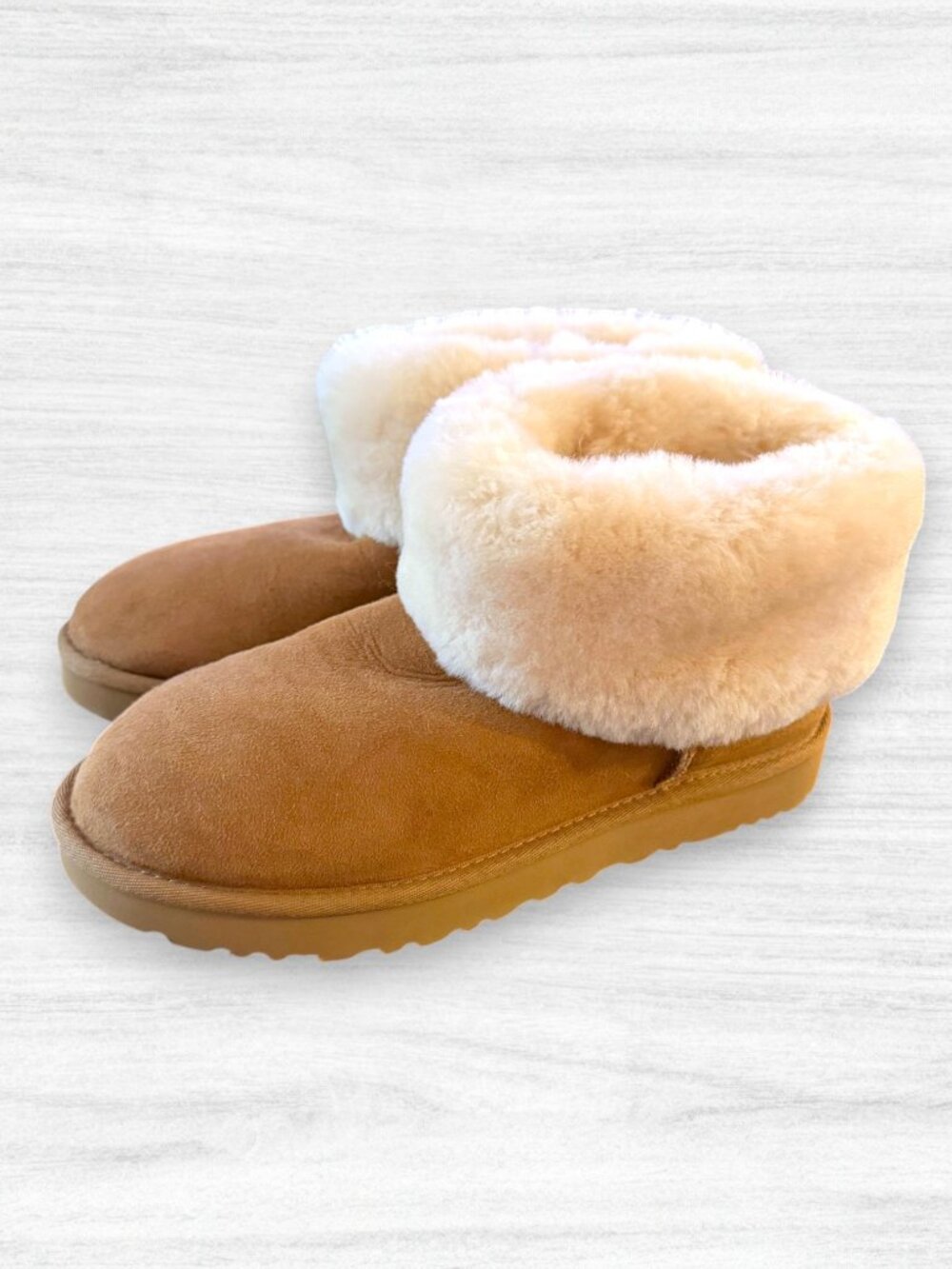 UGG Classic Mini Fluff Chestnut Sheepskin Boots Women’s 9 Foldover Cuff - Picture 3 of 10